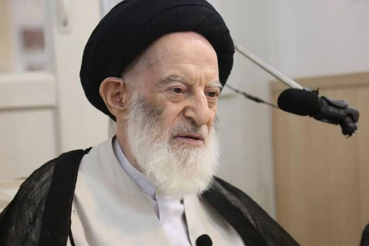 وظیفه زن در صورت درخواست یا اجبار مرد به بد حجابی وی/ پاسخ آیت الله شبیری زنجانی