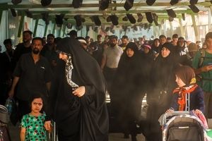 ازدحام شدید زائران در مرز مهران؛ مسئولان چاره‌اندیشی کنند/ ویدئو

