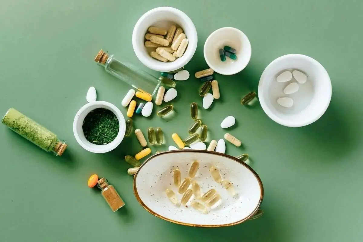 چه مکمل هایی را نباید با چای سبز خورد؟