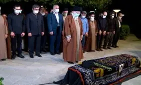 چهره‌های تراز اول انقلاب اسلامی؛ رهبر انقلاب برای کدام چهره‌ها شخصا نماز میت خواندند؟