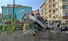 واژگونی خودروی حامل کپسول‌های گاز مایع جان راننده را گرفت/ ویدئو