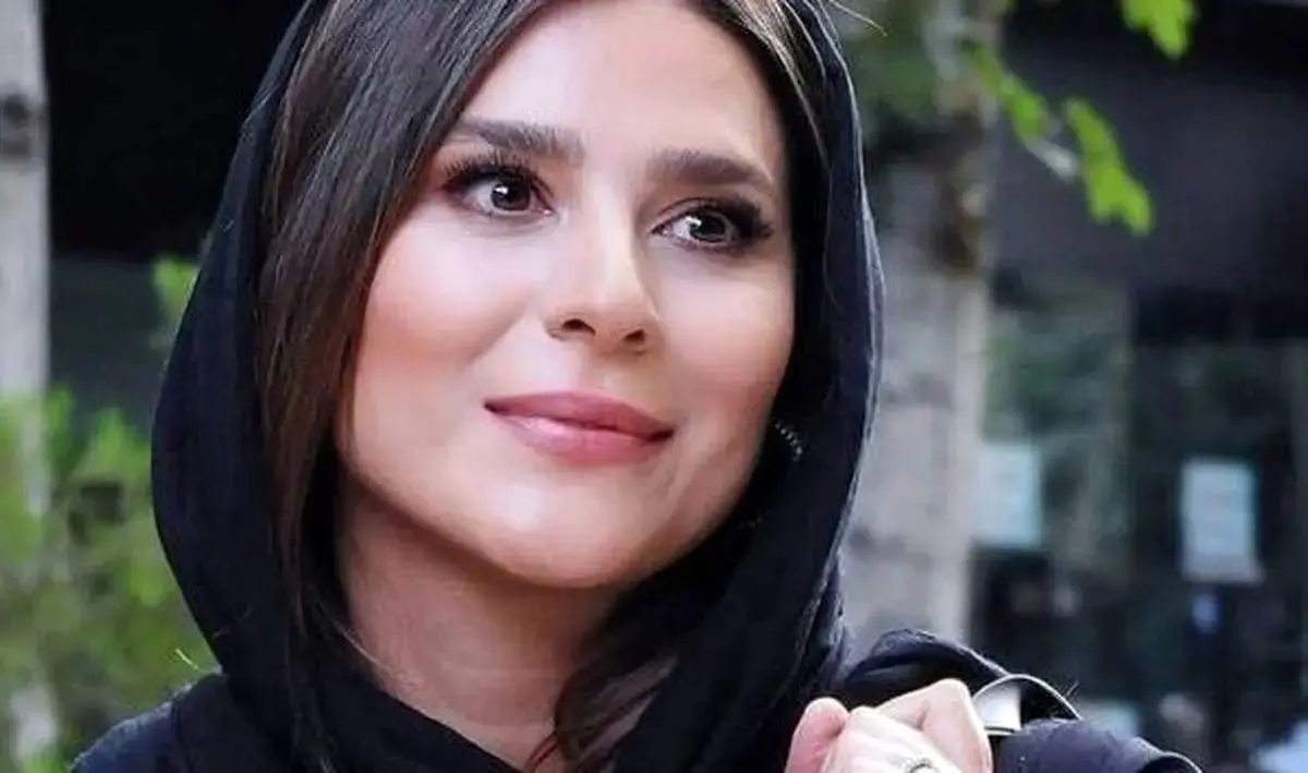 عذرخواهی و توضیحات سحر دولتشاهی درباره استوری جنجالی؛ هیچ قصدی برای بی‌احترامی به اذان نداشتم