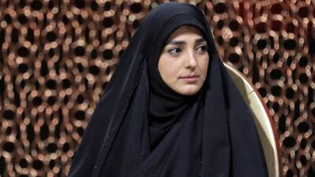  واکنش ستاره سادات قطبی به کامنت‌های سمی درباره بوسیدن پسر همسرش/ ویدئو 