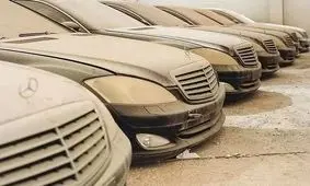 قبرستان مرسدس‌های لوکس در صحرای شارج