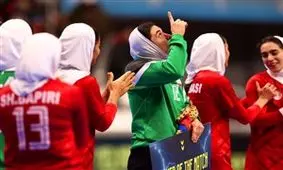 لحظه‌ای که هندبال را به گریه انداخت/ ویدئو