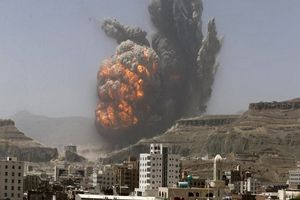 ۱۴۰ کشته و زخمی در حمله ائتلاف سعودی به یک زندان در یمن