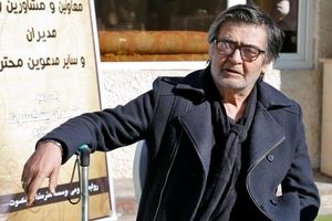 تقاضای عاجزانه رضا رویگری از پسرش: اجازه بده امسال روز پدر من نوه‌ام را ببینم/ ویدئو 