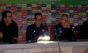 قطع برق در نشست خبری اسکوچیچ/ ویدئو