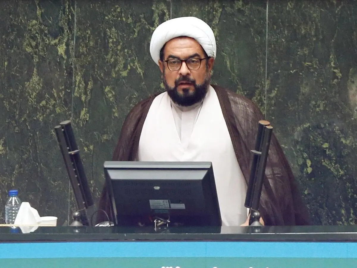 توضیح نماینده شادگان درباره سوءقصد به او: یک فرد جوان بطری بنزین ۲-۳ لیتری را روی من ریخت/ می خواست بنده را آتش بزند اما فندک روشن نشد