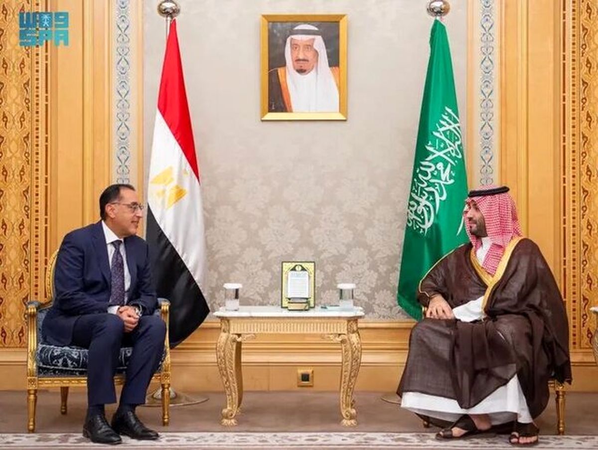 دیدار و گفتوگوی ولیعهد عربستان و نخستوزیر مصر در ریاض