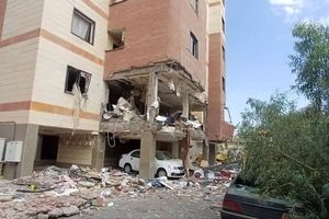 حوادث آتش سوزی و انفجار در قم، کرج، تهران و مشهد/ تکذیب انفجار در فرودگاه مشهد