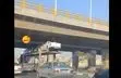 گیر کردن تریلی خودرو بر، زیر پل در مشهد/ ویدئو