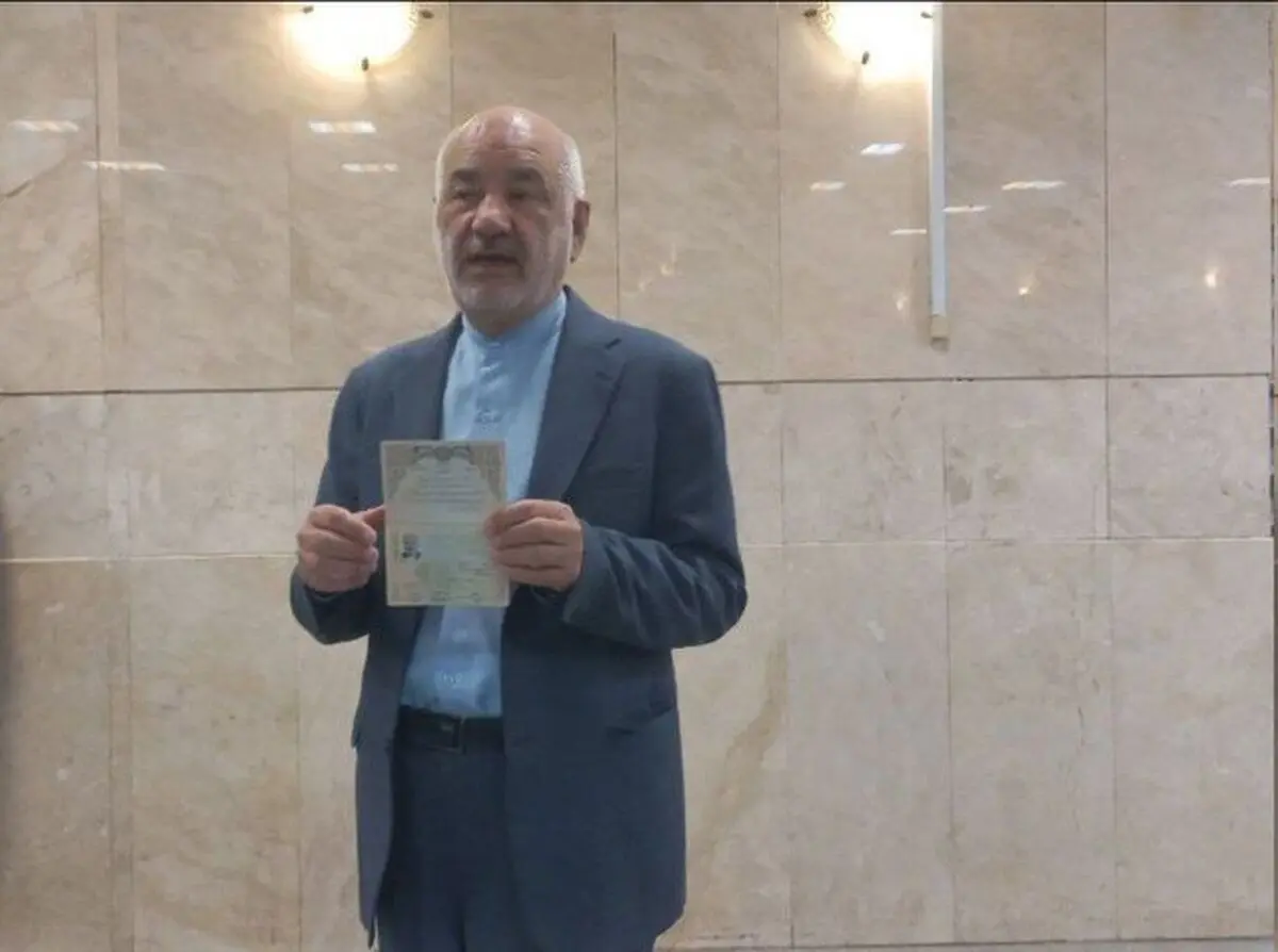 حسن کامران داوطلب کاندیداتوری انتخابات ریاست‌جمهوری شد

