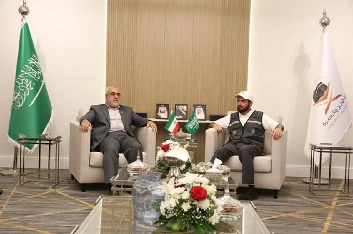 دیدار رییس سازمان حج و زیارت با وزیر حج عربستان

