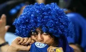 سلام دوباره زنان به استادیوم آزادی/ بازی تمام شده، سکوی دختران خالی نمی‌شود!/ دختران آبی خوشحال آمدند، خوشحال‌تر برگشتند 
