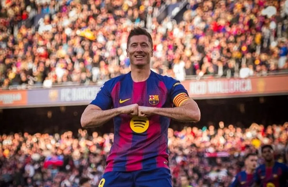 تاریخ سازی لواندوفسکی با بارسلونا

