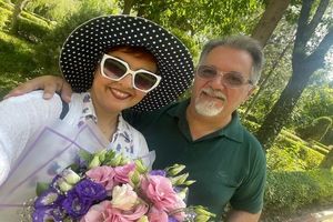 عاشقانه آناهیتا همتی و همسرش در روز سالگرد ازدوجشان