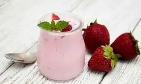 موس توت فرنگی؛ دسر خوشبو و لطیف