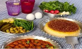 طرز تهیه یک غذای فوری با کوفته قلقلی و برنج