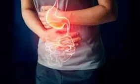 علل استفراغ خونی کدامند؟