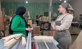 وقتی خطر از بیخ گوش خانم مجری گذشت/ ویدئو