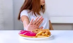 حذف وعده های غذایی به کاهش وزن کمک می‌کند؟