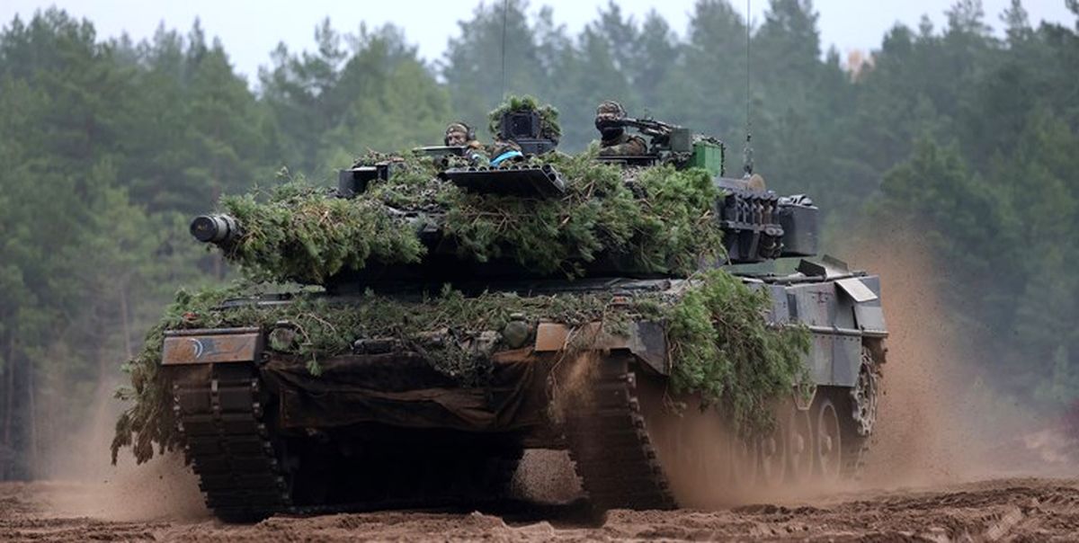 آلمان: ده‌ها تانک لئوپارد طی هفته‌های آتی به اوکراین می‌رسند

