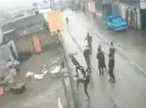 حمله اراذل و اوباش به یک شهروند در منزل‌آباد/ ویدئو