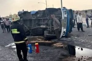 برخورد مینی بوس حامل کارگران با سواری در آران و بیدگل؛۶ نفر مصدوم شدند