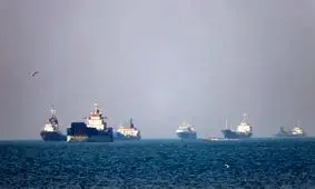 ویدئوی اختصاصی خبرنگار خبرفوری از وضعیت کشتی‌ها در تنگه هرمز

