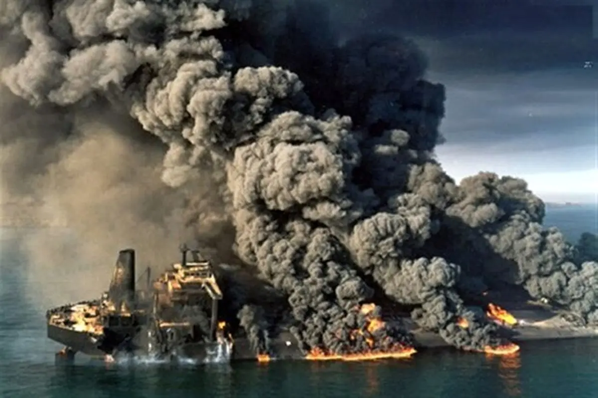 مشکل بزرگ دونالد در جنوب/ این سلاح ایران، شاه جنوب است/ ترامپ می تواند بر خارک تسلط یابد؟