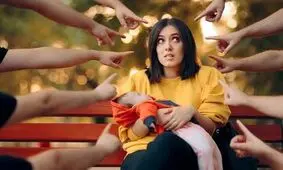 اثر سرزنش های جامعه به مادران/ اینفوگرافیک