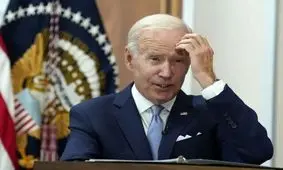 چرا بایدن باید قبل از انتخابات میان‌دوره‌ای استعفا کند

