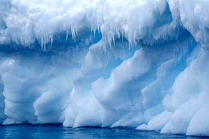 صفحه‌های یخ در قطب جنوب احتمالا زودتر از انتظار فرو می‌ریزند