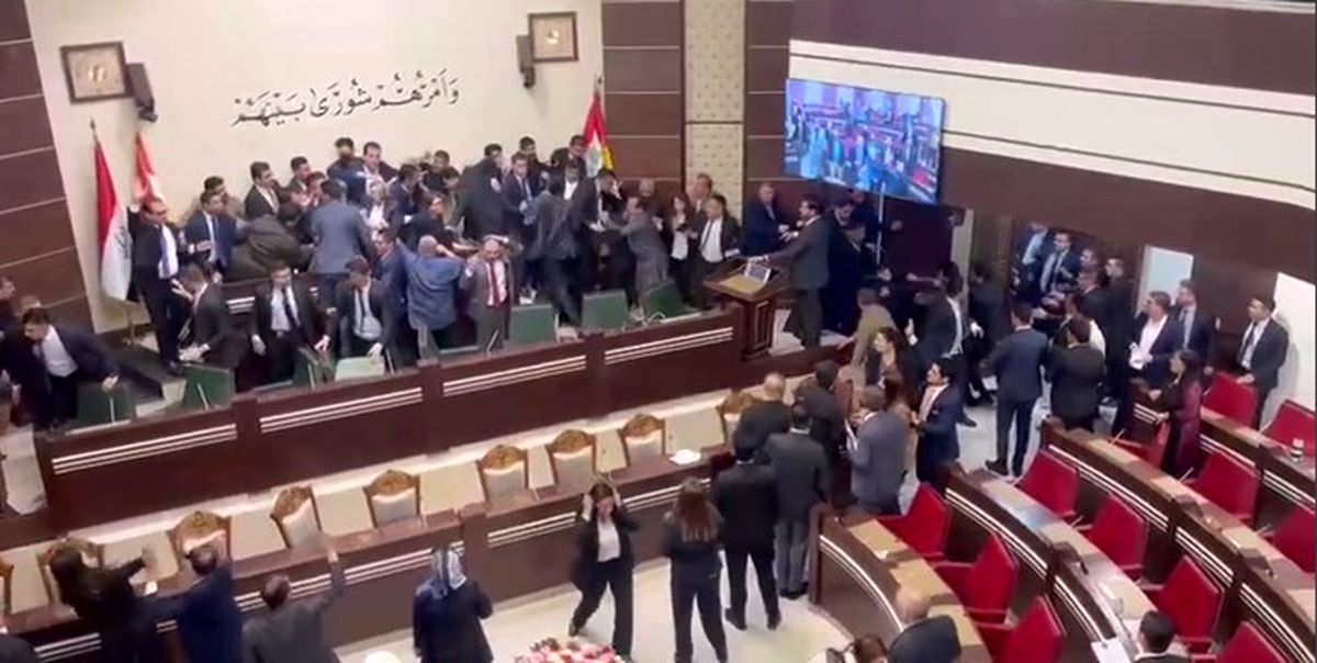 کتککاری و دعوا همراه با خونریزی در پارلمان کردستان عراق /ویدئو