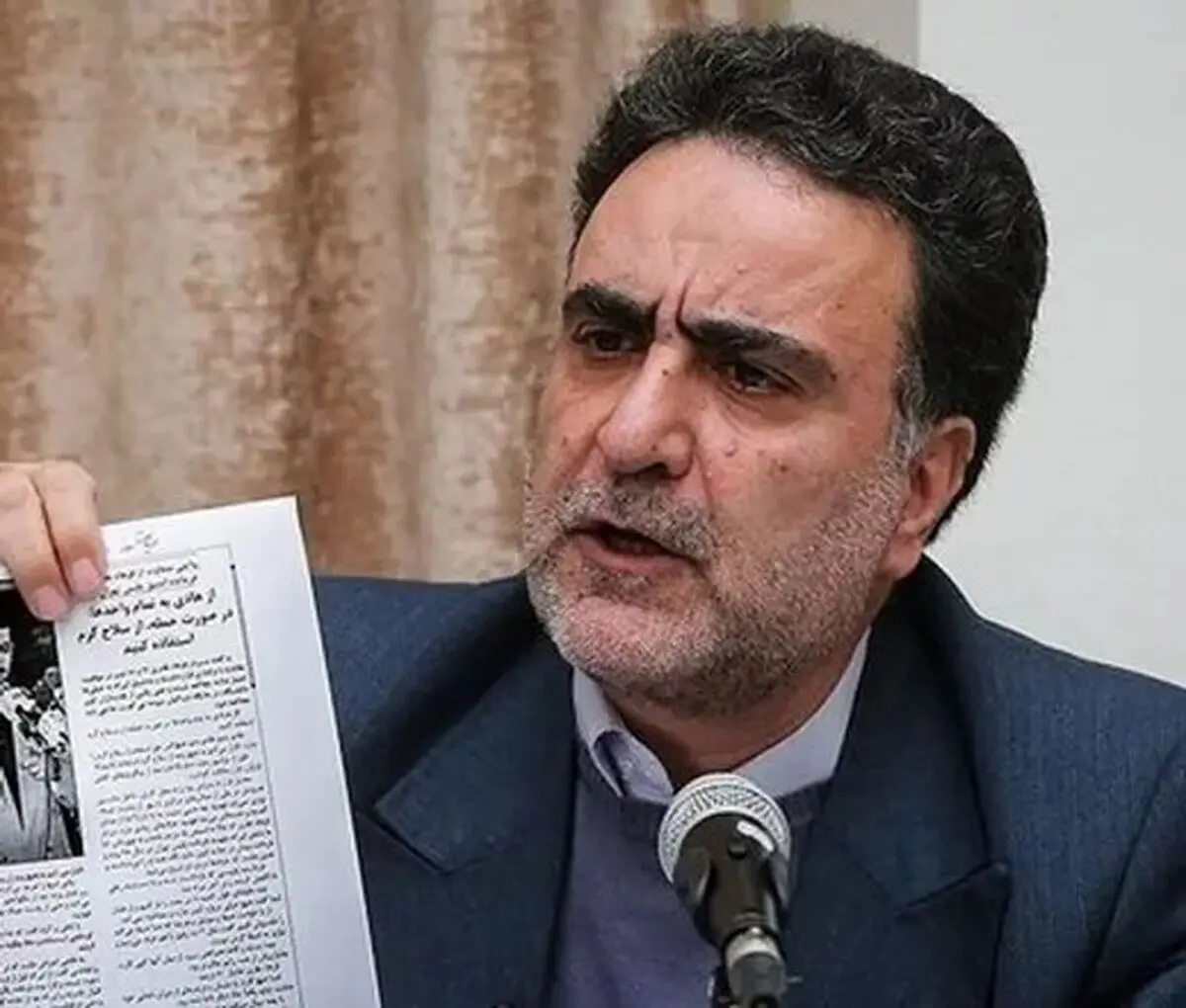  تاج زاده، جاسوس و وابسته به دشمن نیست اما از نظام دینی عبور کرده است

