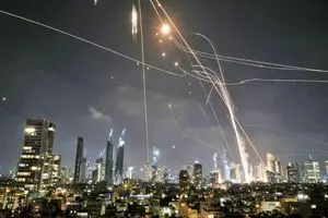 آمریکا برای هر موشک ایرانی ۱۰ برابر خرج کرد