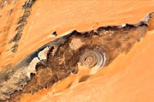 عجیب‌ترین پدیده زمین‌شناسی دنیا در صحرای موریتانی