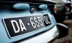 پلاک خودروها در کشورهای مختلف؛ از تاریخچه جهانی تا کاربرد حروف بومی و لاتین