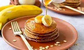 طرز تهیه پنکیک جو دوسر؛ مقوی برای صبحانه 