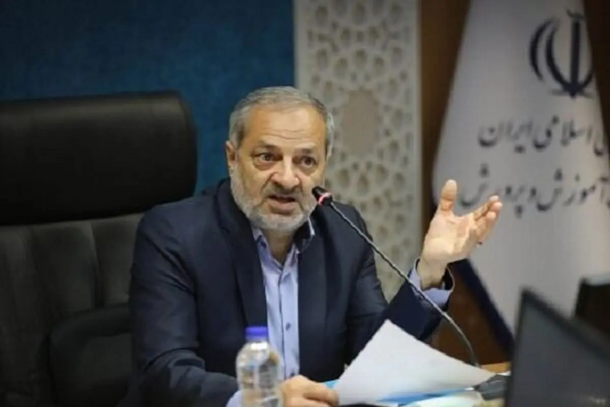 وزیر آموزش و پرورش: از وضعیت مدارس دولتی و غیردولتی راضی نیستم