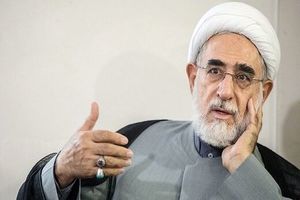 یک فعال سیاسی: گرانی غوغا می‌کند/ مردم دست همه را خوانده‌اند/ چرا باید از ماهواره بشنویم که در مذاکرات چه می‌گذرد