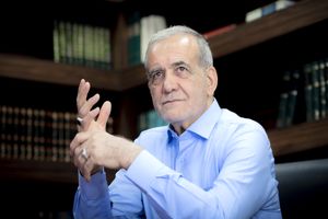 اگر قرار باشد از تیم‌های دیگر هم وارد کابینه پزشکیان شوند، انتخابات بی معناست