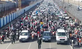 جشن پیروزی انقلاب اسلامی ایران همزمان با مذاکرات وین از نگاه آسوشیتدپرس