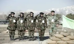 پوشش متفاوت زنان ارتشی ایران در مسابقات امداد/ عکس
