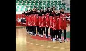 سلام نظامی دختران بسکتبالیست زیر ۱۶ سال ایران/ ویدئو