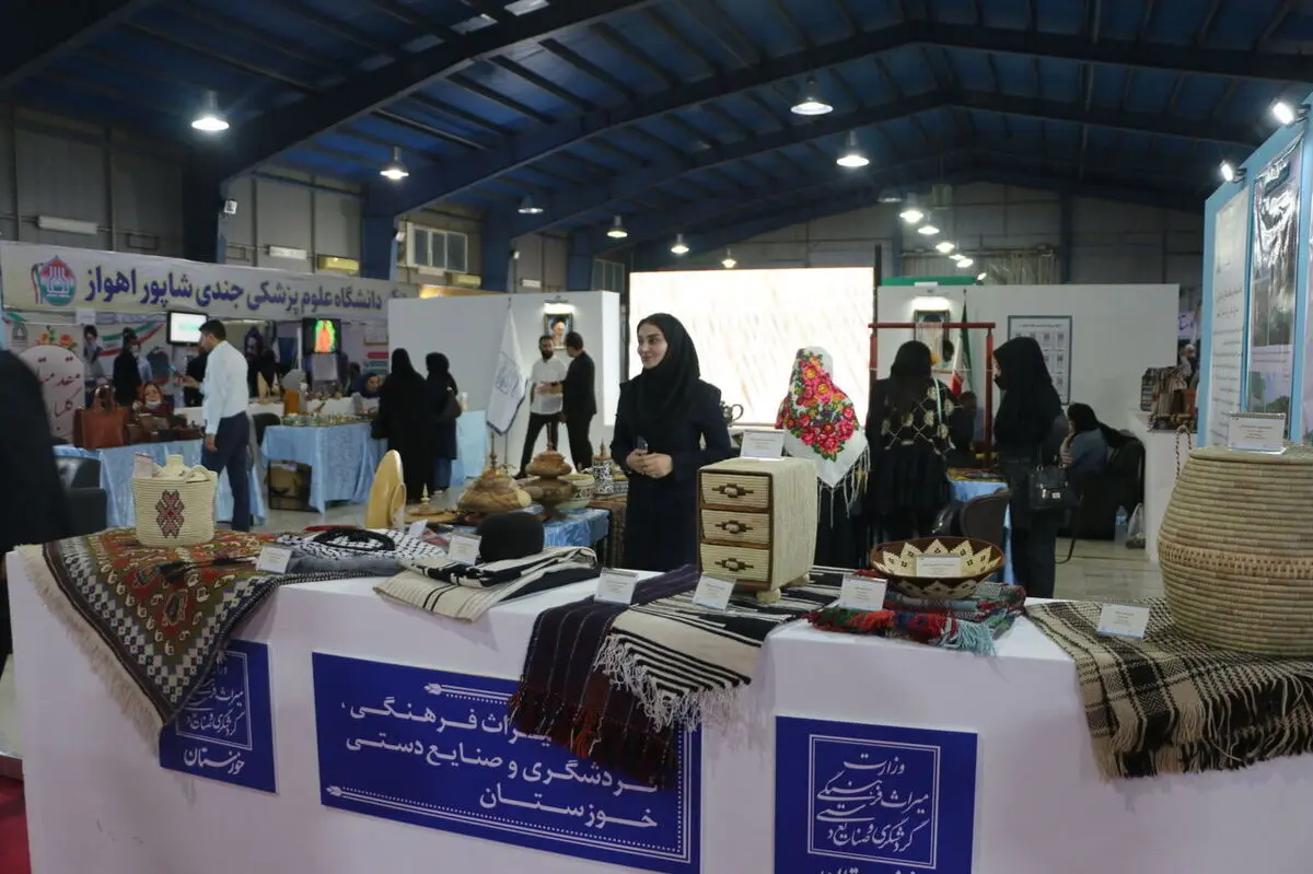استقبال گسترده مردم و دستگاه‌های اجرایی از نمایشگاه هفته دولت در خوزستان