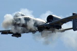 شلیک به جنگنده نیروی هوایی آمریکا در افغانستان/ ویدئو