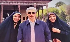 دختر شهید باقری: در انفجار خانه پدرم، قرآن دخترم را سالم پیدا کردیم/ شدت انفجار به حدی بود که گاوصندوق منزل به حیاط همسایه پرتاب شد/ ویدئو