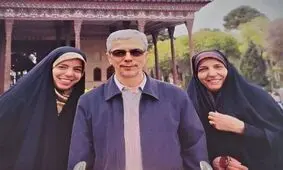 دختر شهید باقری: در انفجار خانه پدرم، قرآن دخترم را سالم پیدا کردیم/ شدت انفجار به حدی بود که گاوصندوق منزل به حیاط همسایه پرتاب شد/ ویدئو